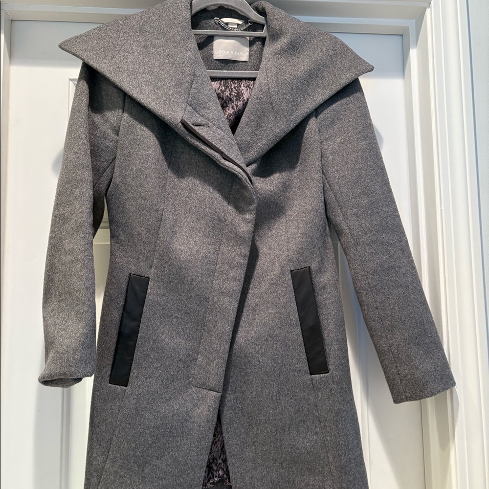 Sonia and Kyo Grey jacket